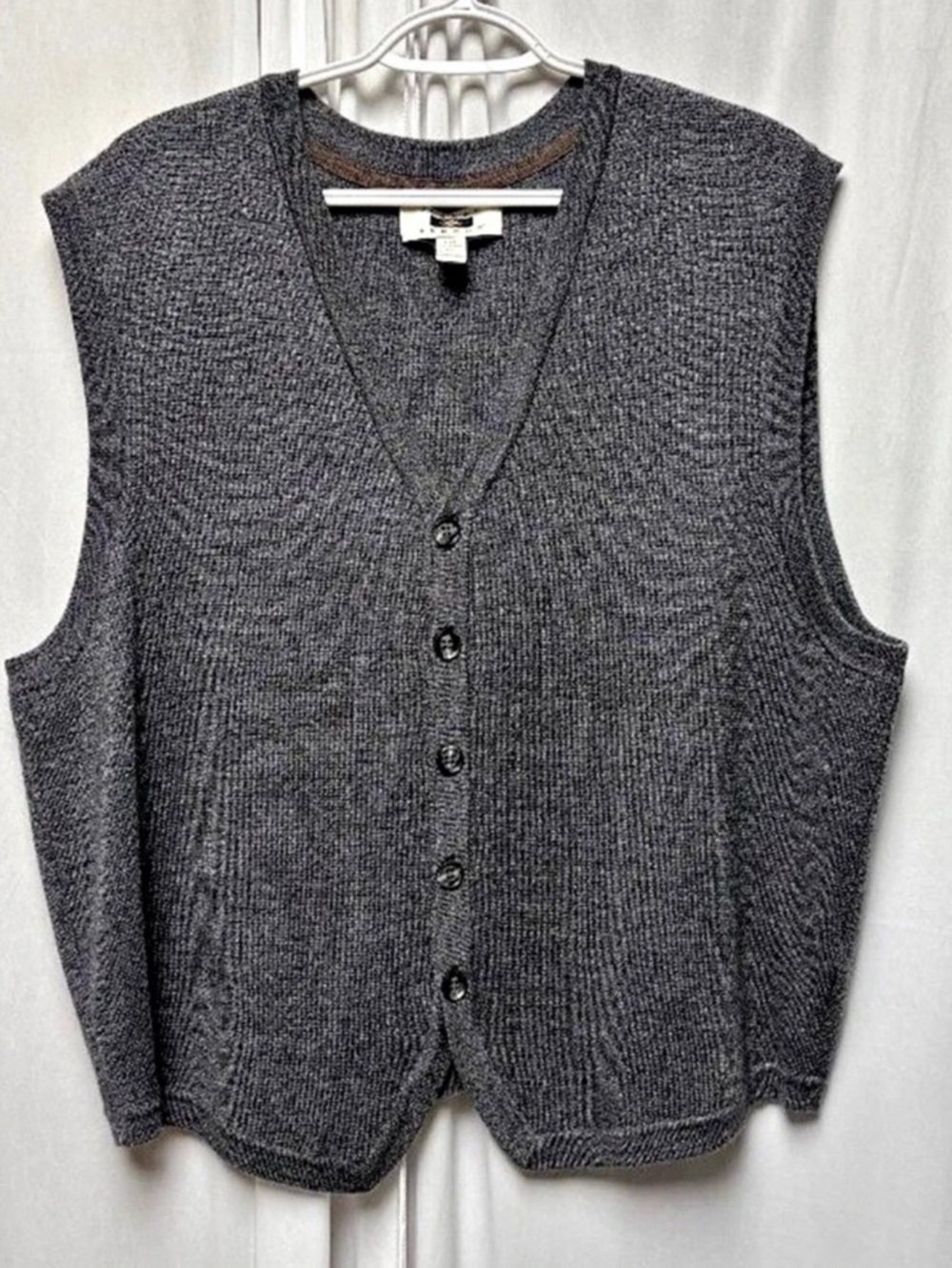 NWOT Joseph Abboud Mens Large Merino Wool Blend Sweater Vest Gray
Button Front